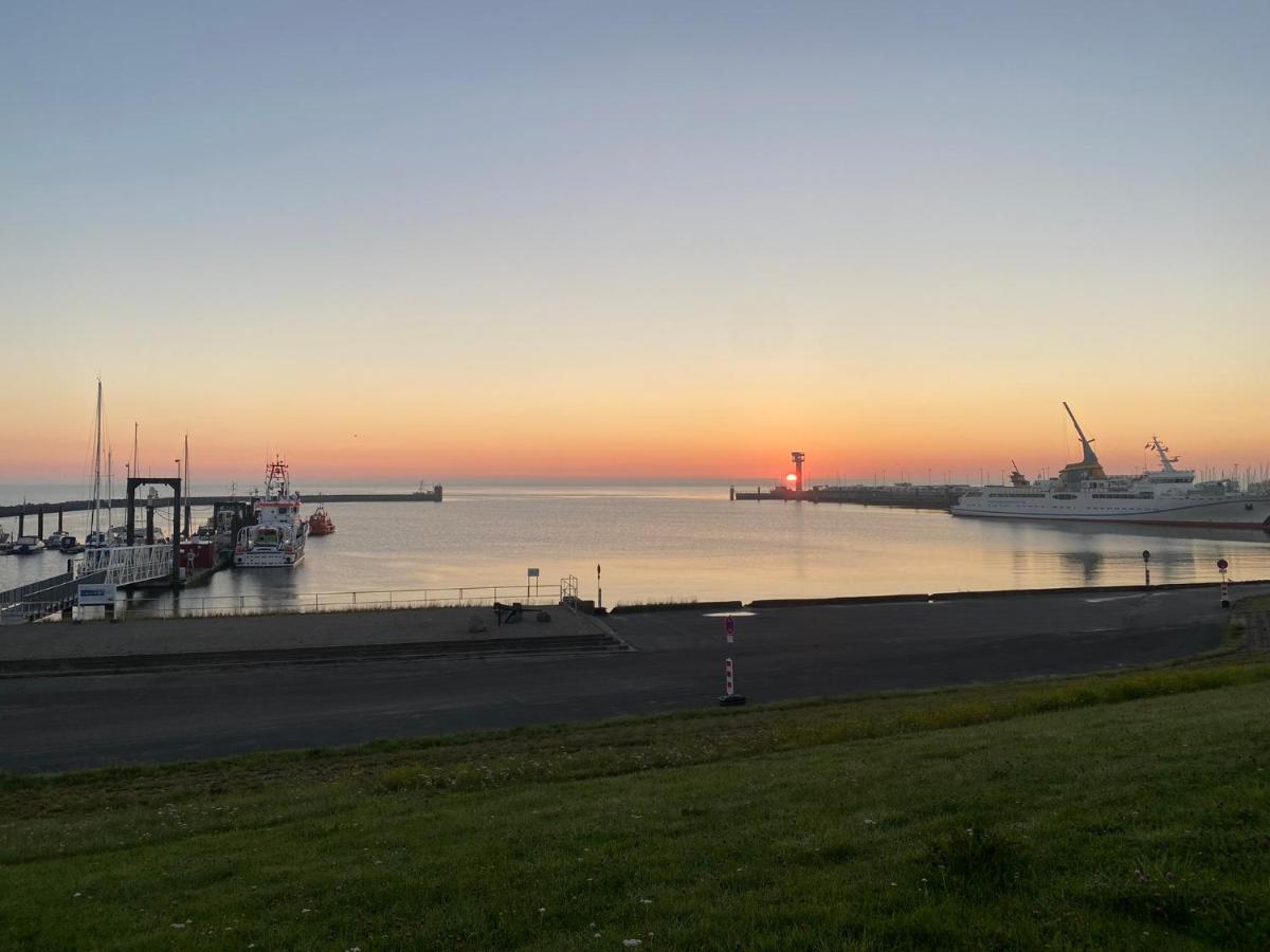 Kuestentraum Cuxhaven, Fewo Schoen & Modern, Strand -Grimmershoernbucht Bagian luar foto